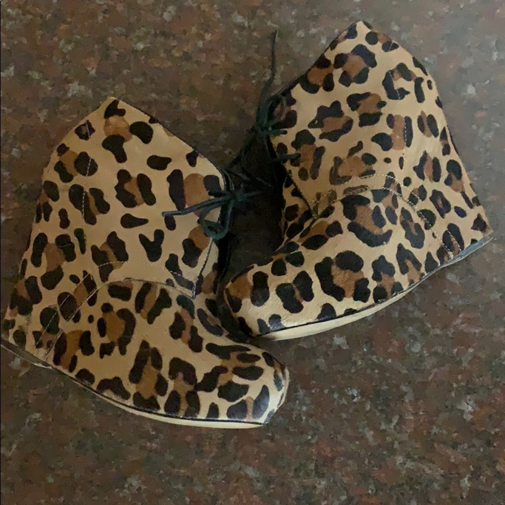 Steve Madden booties